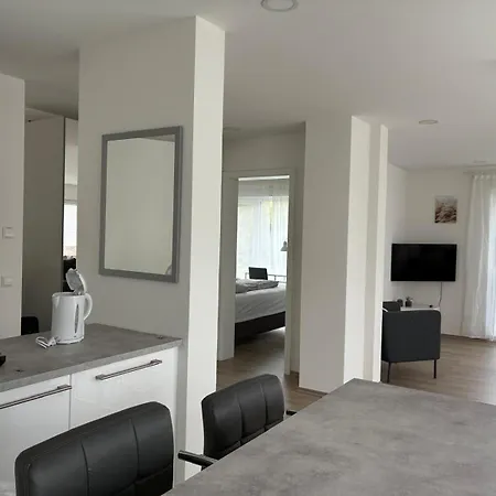 Eidem - Floor 아파트 *