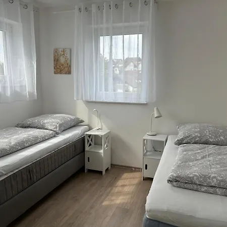 Eidem - Floor 아파트 *